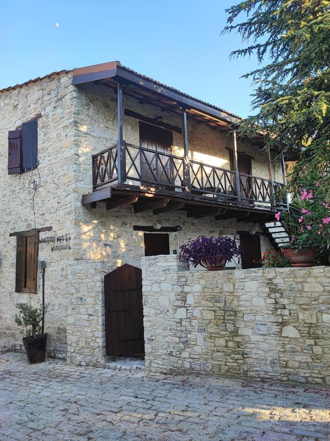 Liakoto Guest House Panayia Exterior photo