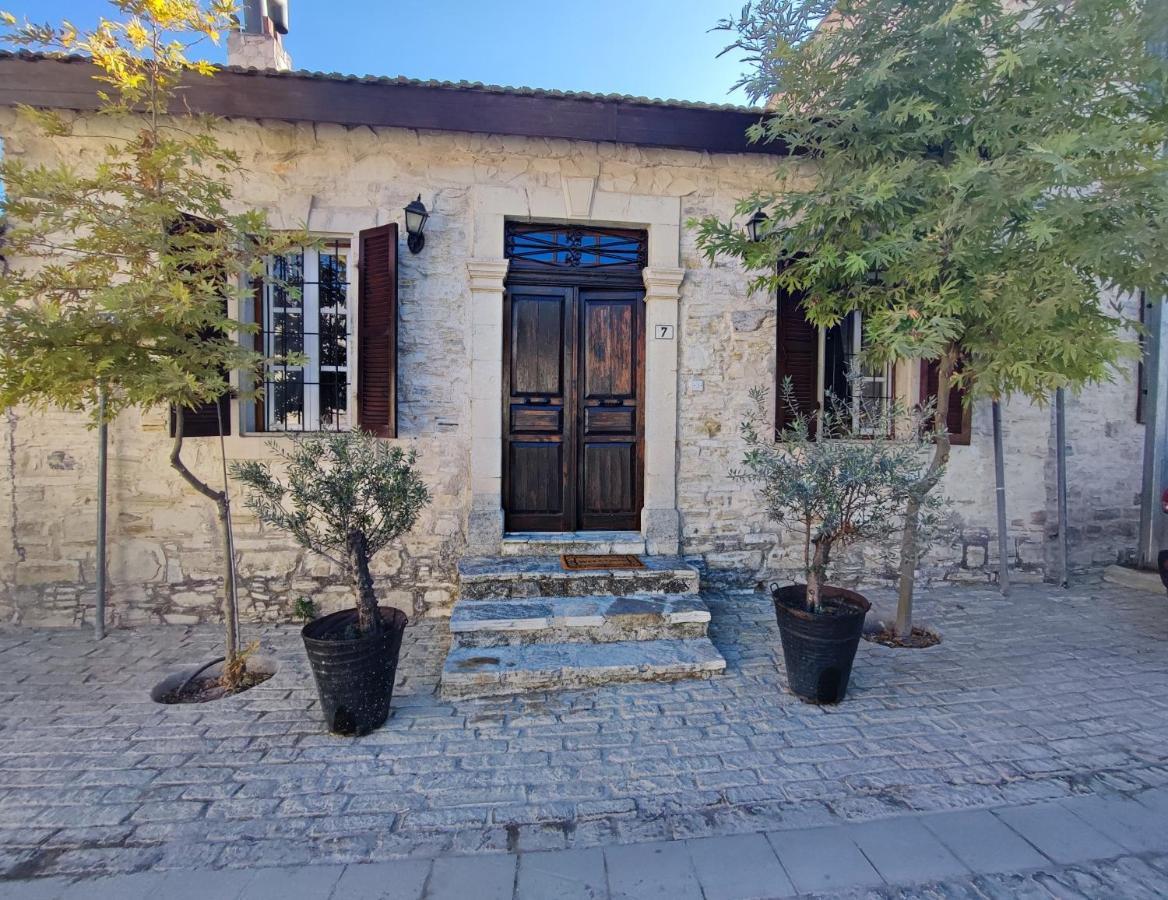 Liakoto Guest House Panayia Exterior photo